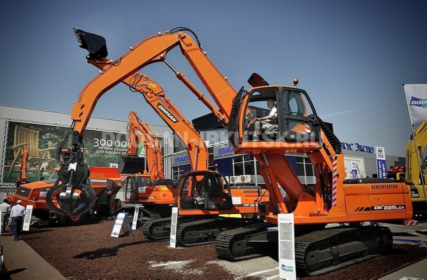 Металлоперегружатель гусеничный DOOSAN DX 225 MH