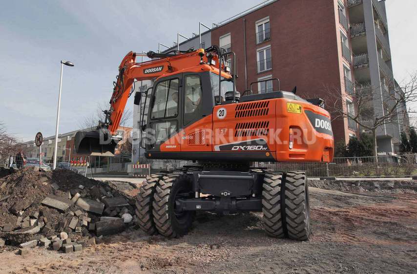 Колесный экскаватор DOOSAN DX 160 W