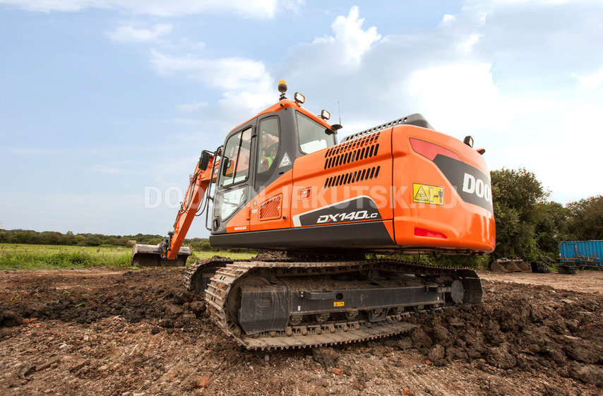 Гусеничный экскаватор DOOSAN DX 140 LC