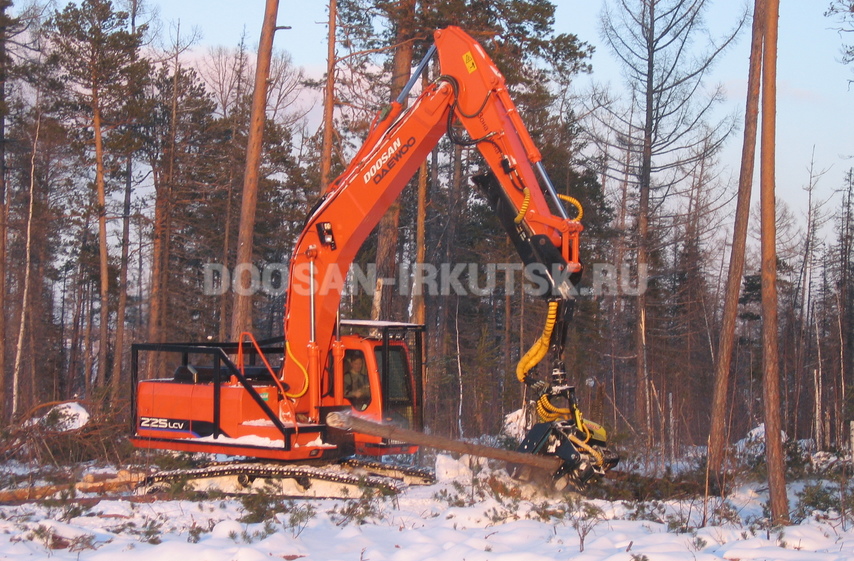 Экскаватор-харвестер-процессор DOOSAN DX 225