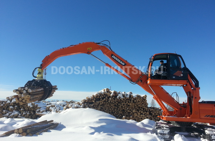 Бревноперегружатель гусеничный DOOSAN DX 225 LCA