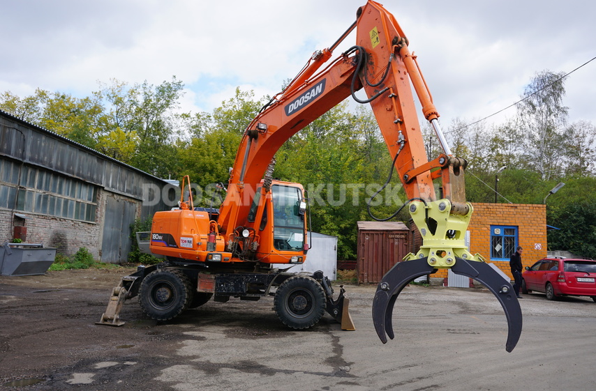 Бревноперегружатель колесный DOOSAN DX 210 WA