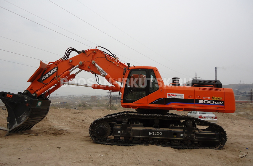 Гусеничный экскаватор Doosan DX 520 LC SFS с прямой лопатой купить в Иркутске